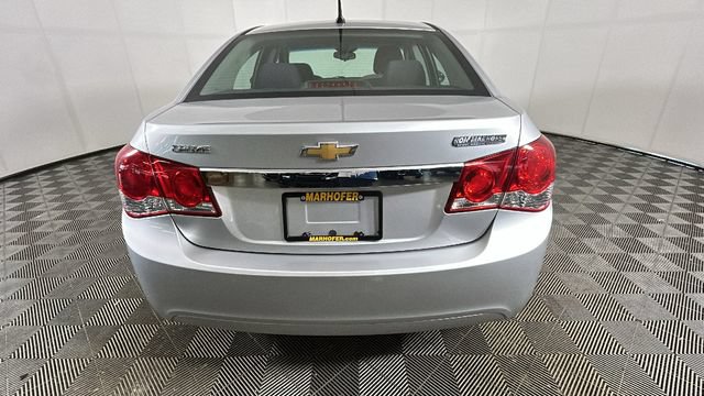 Used 2014 Chevrolet Cruze LS FWD image 3