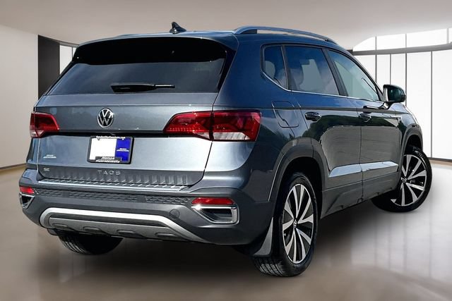 Used 2023 Volkswagen Taos SE FWD image 6
