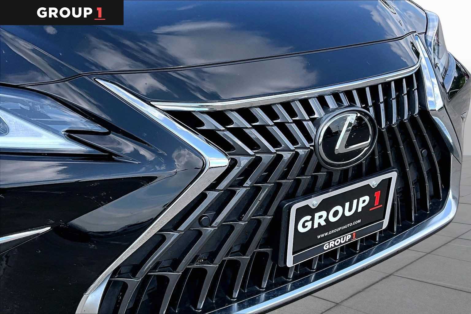 Certified 2024 Lexus ES 350 w/ Premium Package FWD image 27