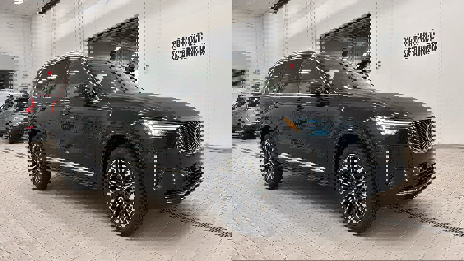 New 2026 Volvo XC90 B6 Plus w/ Protection Package Premier image 3