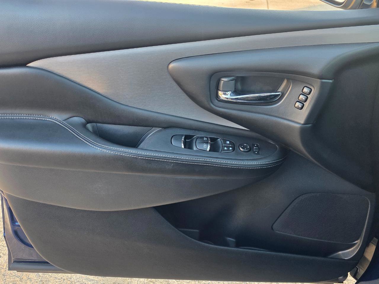 Used 2019 Nissan Murano SL image 14