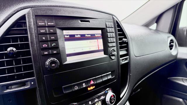 Used 2016 Mercedes-Benz Metris Passenger image 26