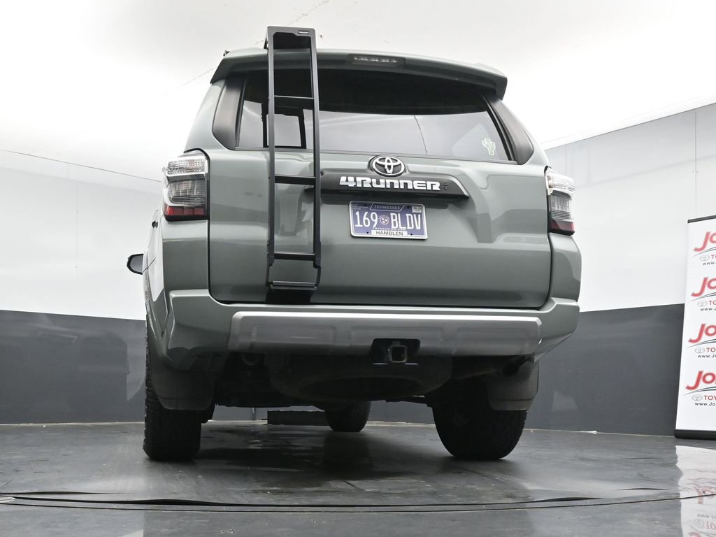 Used 2023 Toyota 4Runner TRD Off-Road Premium w/ Moonroof Package AWD/4WD image 22