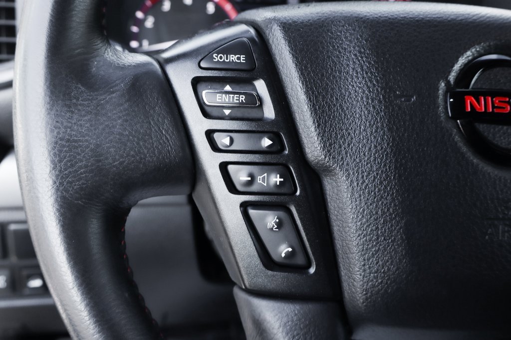 Used 2021 Nissan Titan PRO-4X w/ Pro-4x Convenience Package image 26