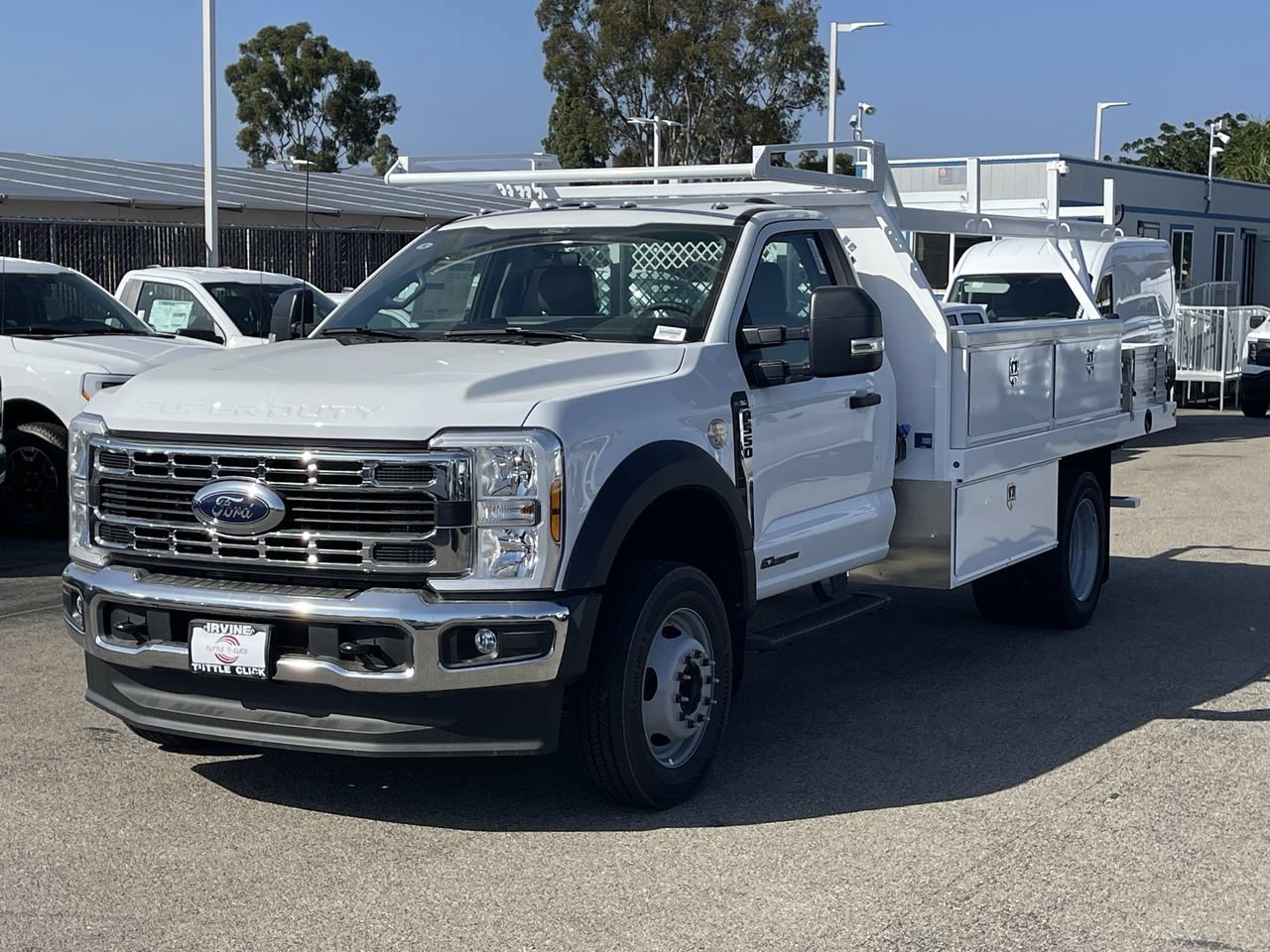 New 2025 Ford F550 2WD Regular Cab Super Duty image 3