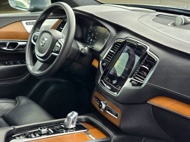 Used 2017 Volvo XC90 T8 Excellence image 17