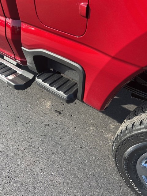 New 2026 Ford F250 Lariat w/ Chrome Package image 32