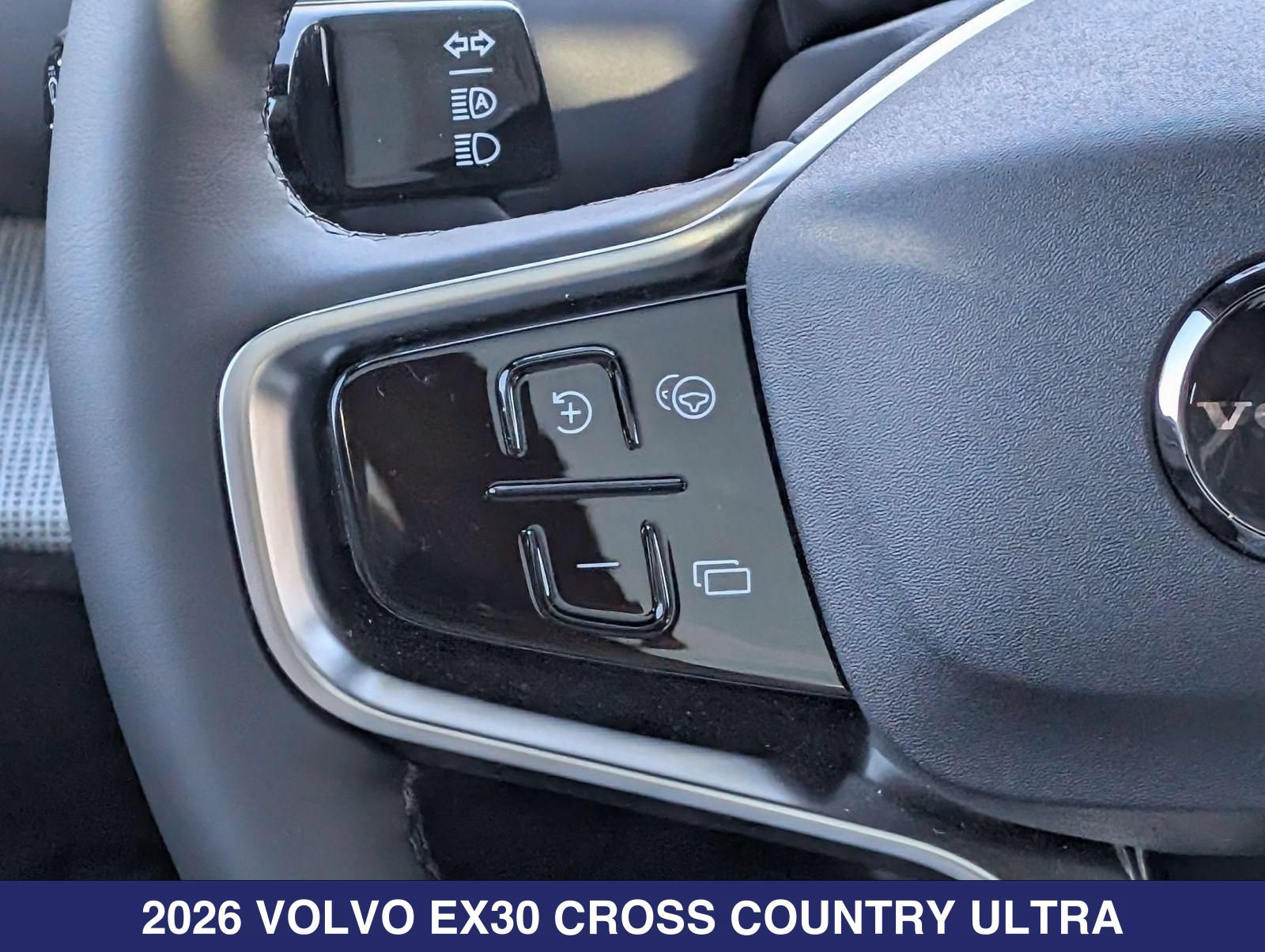 New 2026 Volvo EX30 Cross Country Ultra w/ Protection Package Premier AWD/4WD image 16