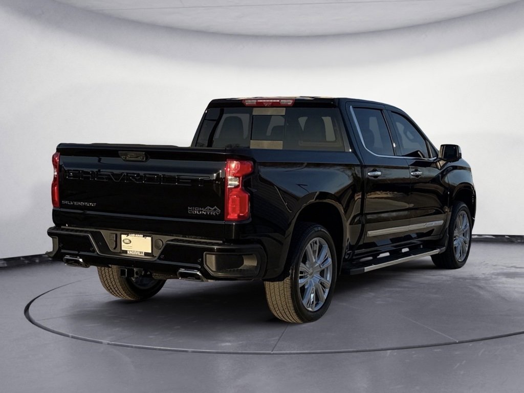 Used 2025 Chevrolet Silverado 1500 High Country w/ High Country Premium Package image 7