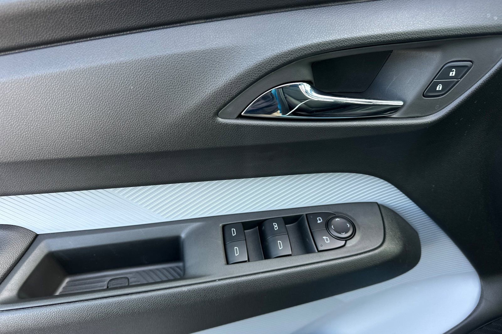 New 2027 Chevrolet Bolt RS image 11