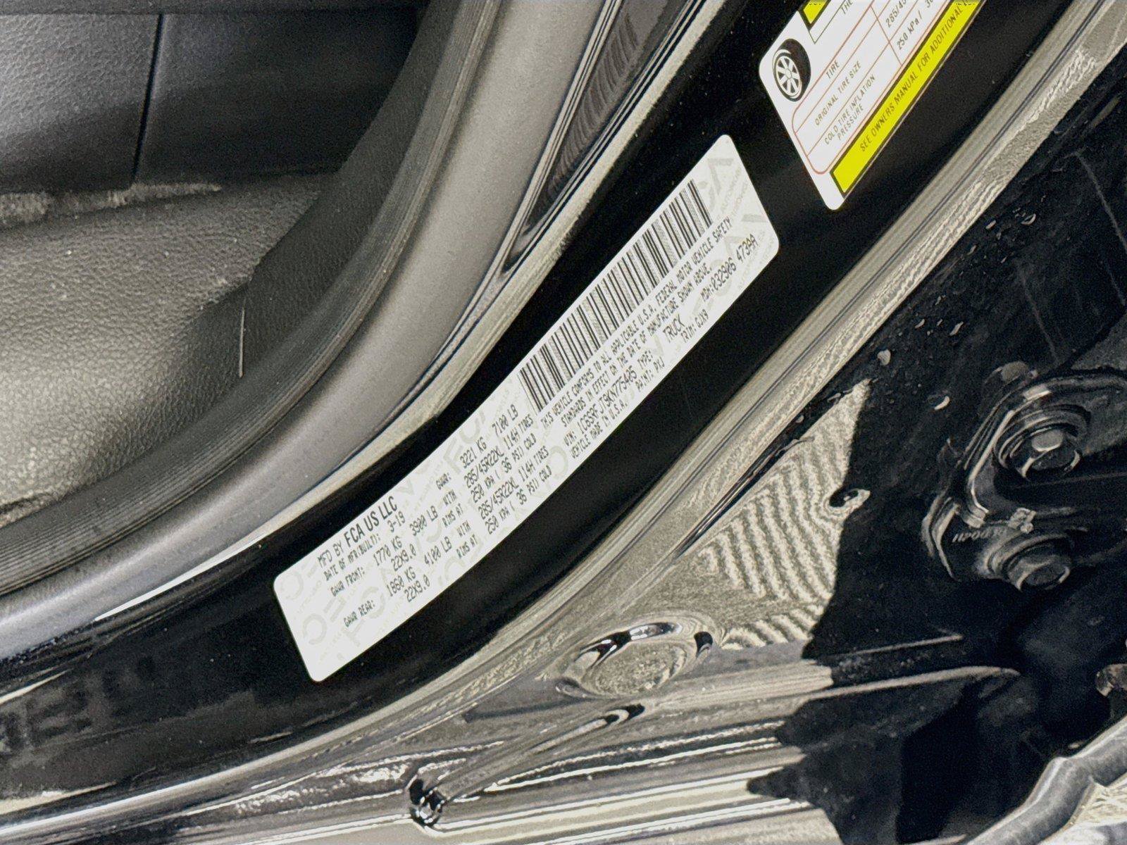 Used 2019 RAM 1500 Laramie AWD/4WD image 11