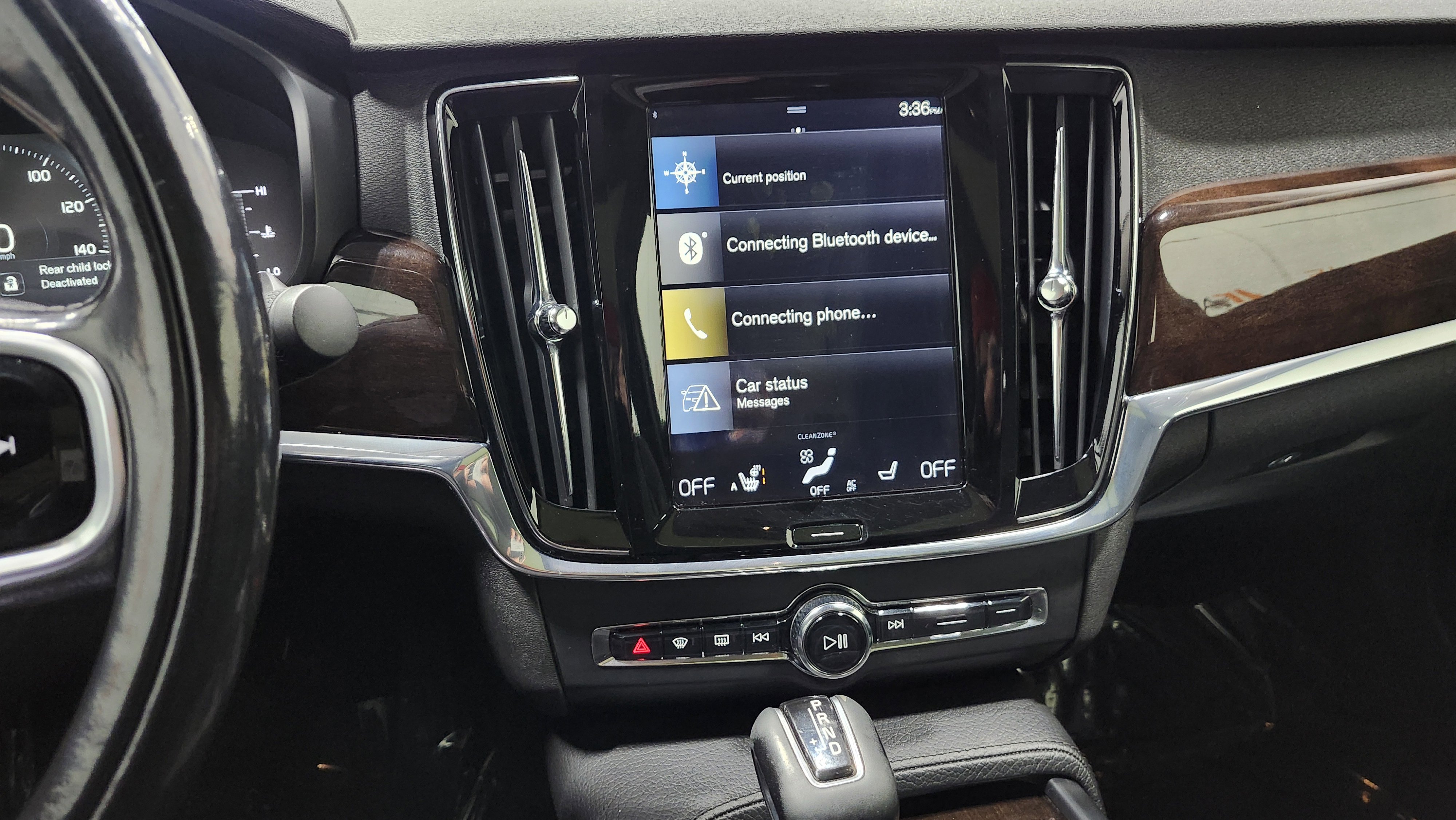 Used 2018 Volvo S90 T5 Momentum w/ Protection Package image 30