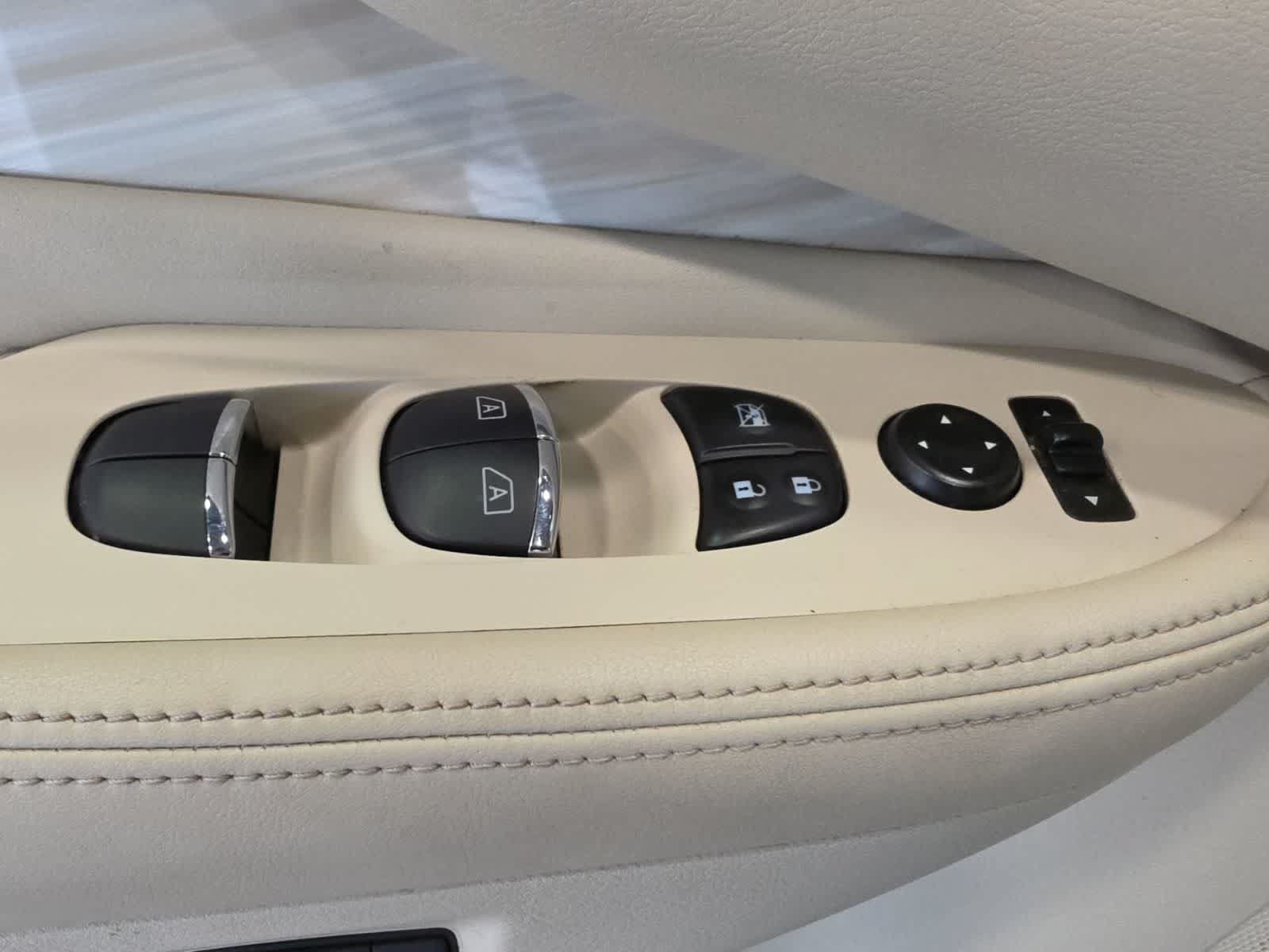 Used 2015 Nissan Murano SL w/ SL Technology Package AWD/4WD image 20