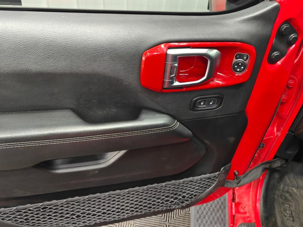 Used 2021 Jeep Wrangler Unlimited Sahara w/ Uconnect 4C Nav & Sound Group image 53