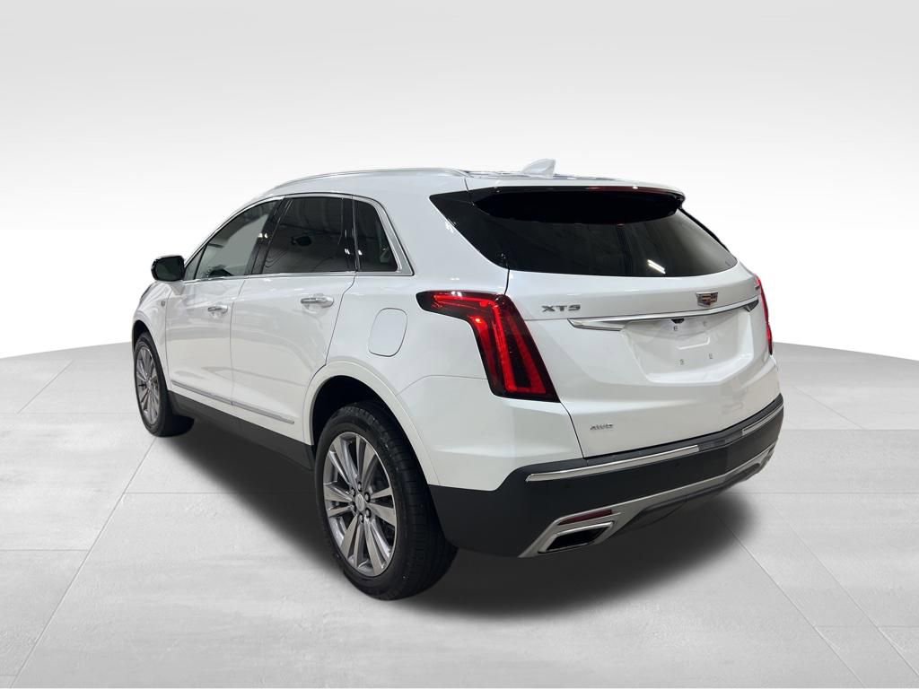 Used 2023 Cadillac XT5 Premium Luxury AWD/4WD image 3