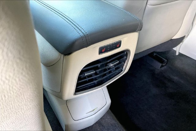 Used 2018 Lincoln MKZ Reserve w/ Technology Package FWD image 34
