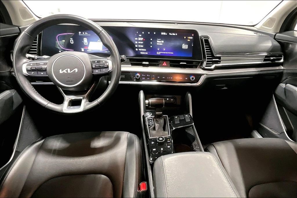 Used 2023 Kia Sportage EX image 18
