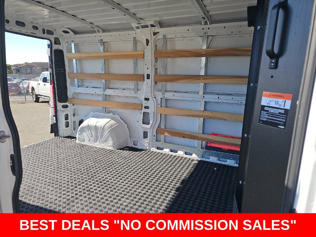 Used 2025 RAM ProMaster 2500 w/ U-Haul Equipment Group FWD image 11