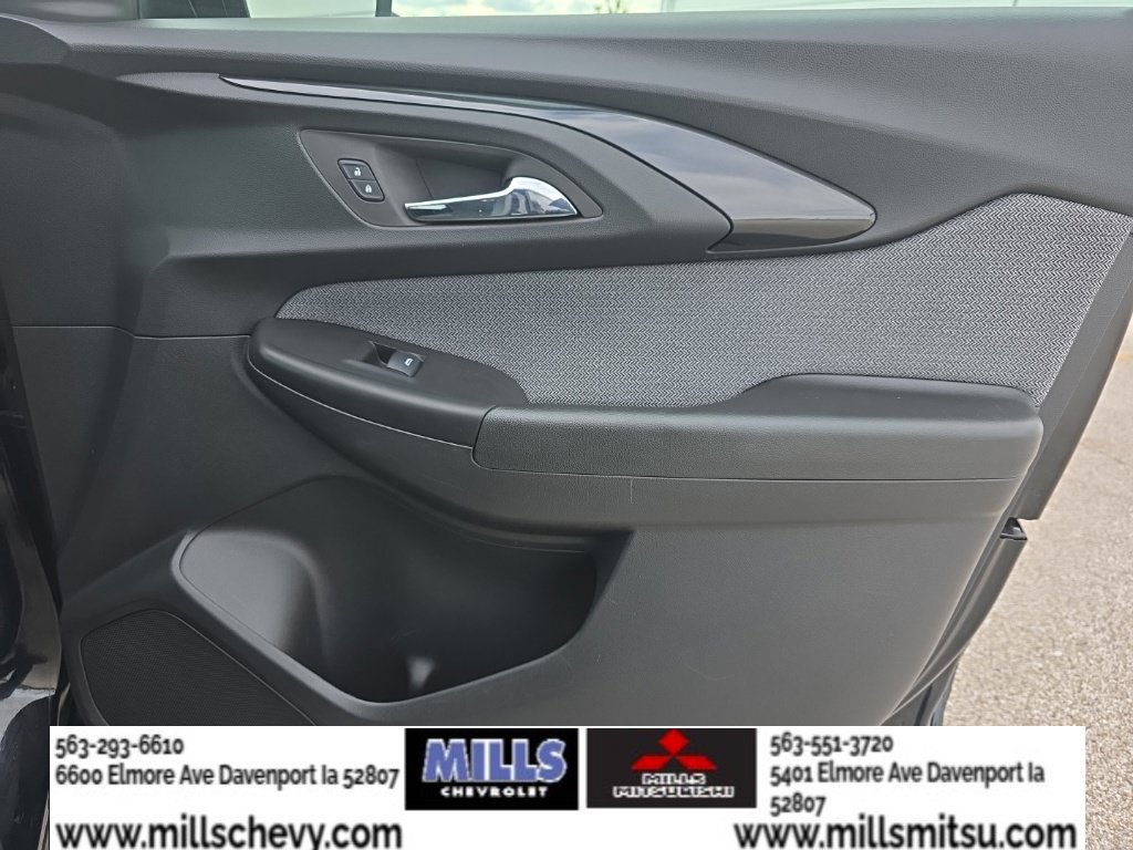 Used 2022 Chevrolet TrailBlazer LT w/ Convenience Package FWD image 21