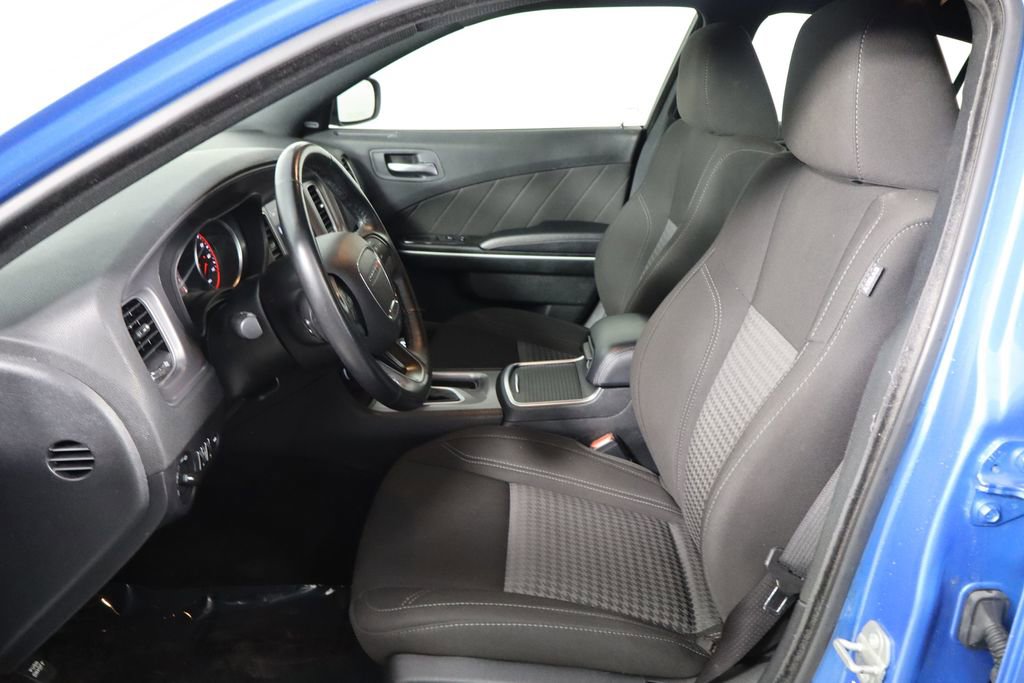 Used 2023 Dodge Charger SXT RWD image 14
