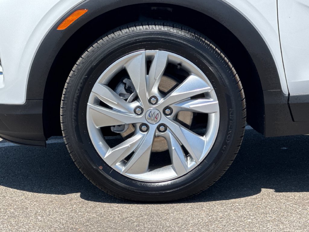 Used 2025 Buick Encore GX Preferred FWD image 30