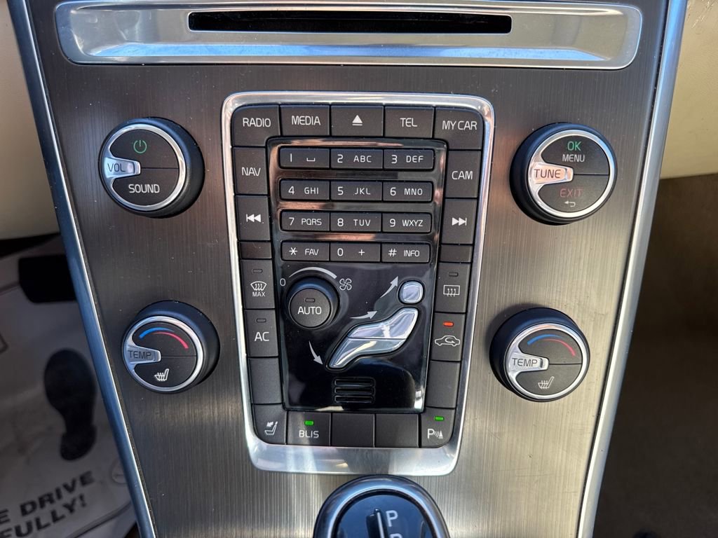 Used 2014 Volvo XC60 3.2 image 22