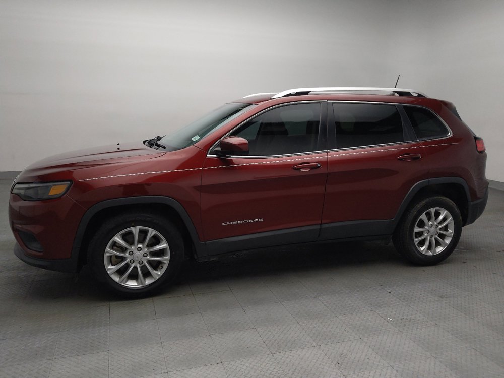 Used 2019 Jeep Cherokee Latitude w/ Popular Appearance Group FWD image 2