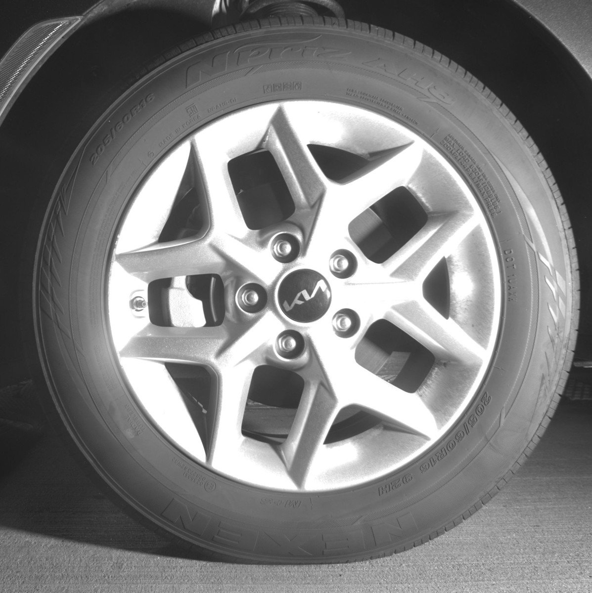 Used 2025 Kia Soul LX w/ LX Technology Package image 12