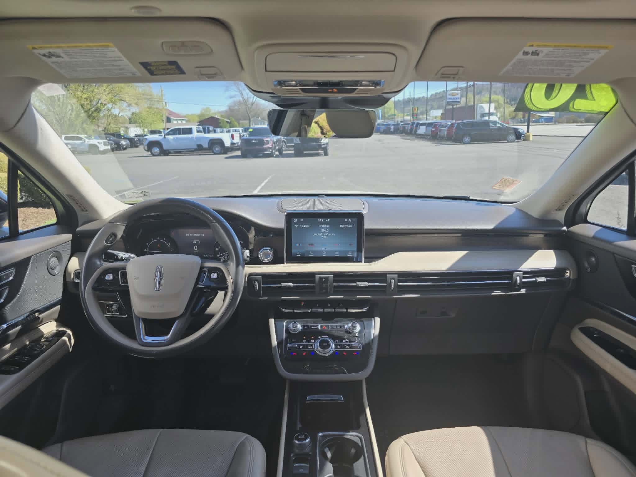 Used 2020 Lincoln Corsair Reserve w/ Elements Package AWD/4WD image 15