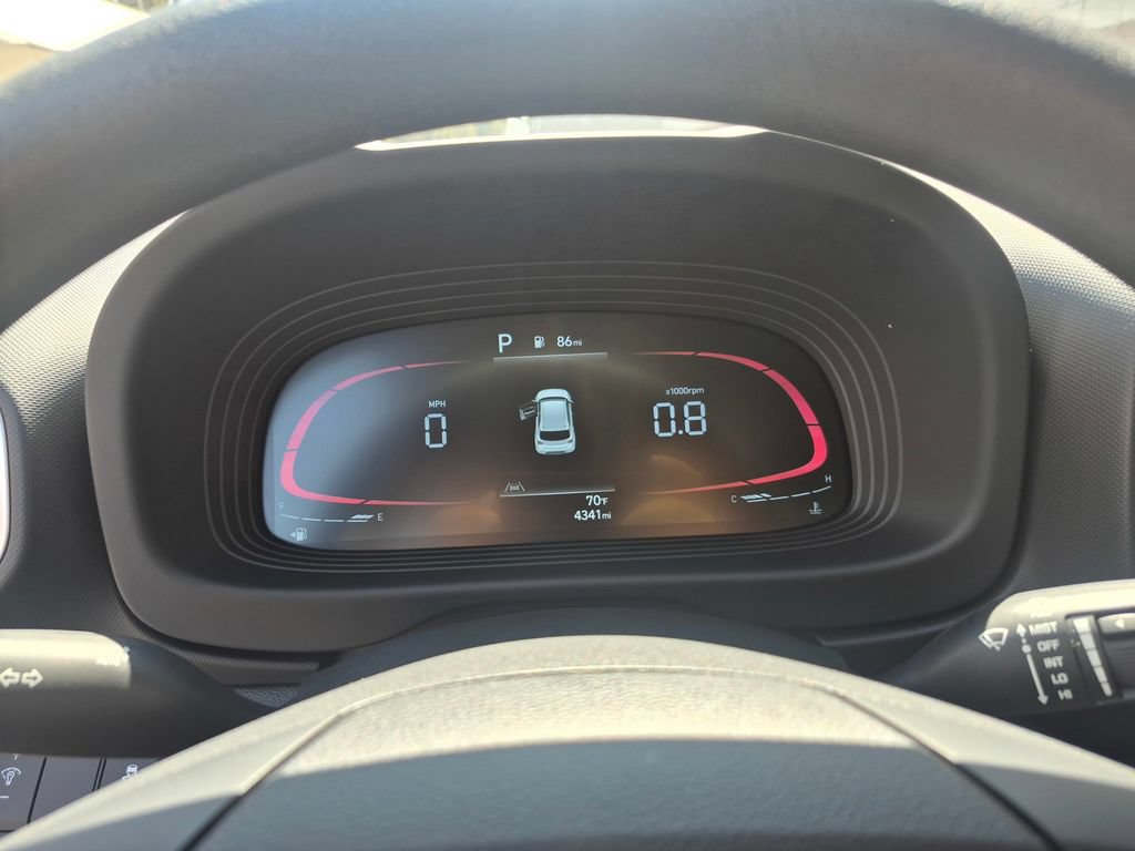 Used 2026 Hyundai Venue SE FWD image 17