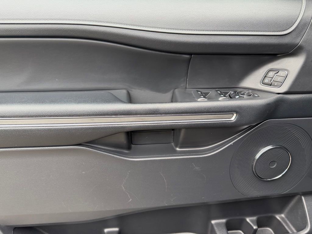 Used 2024 Ford Expedition XLT image 18