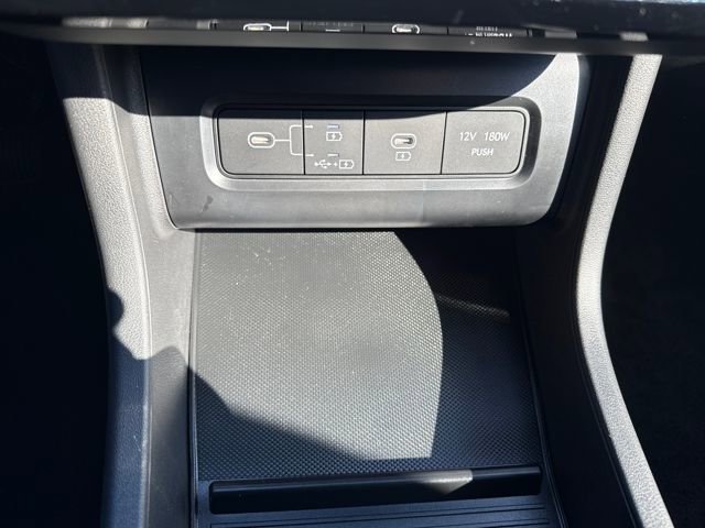 Certified 2025 Hyundai Tucson Limited AWD/4WD image 33