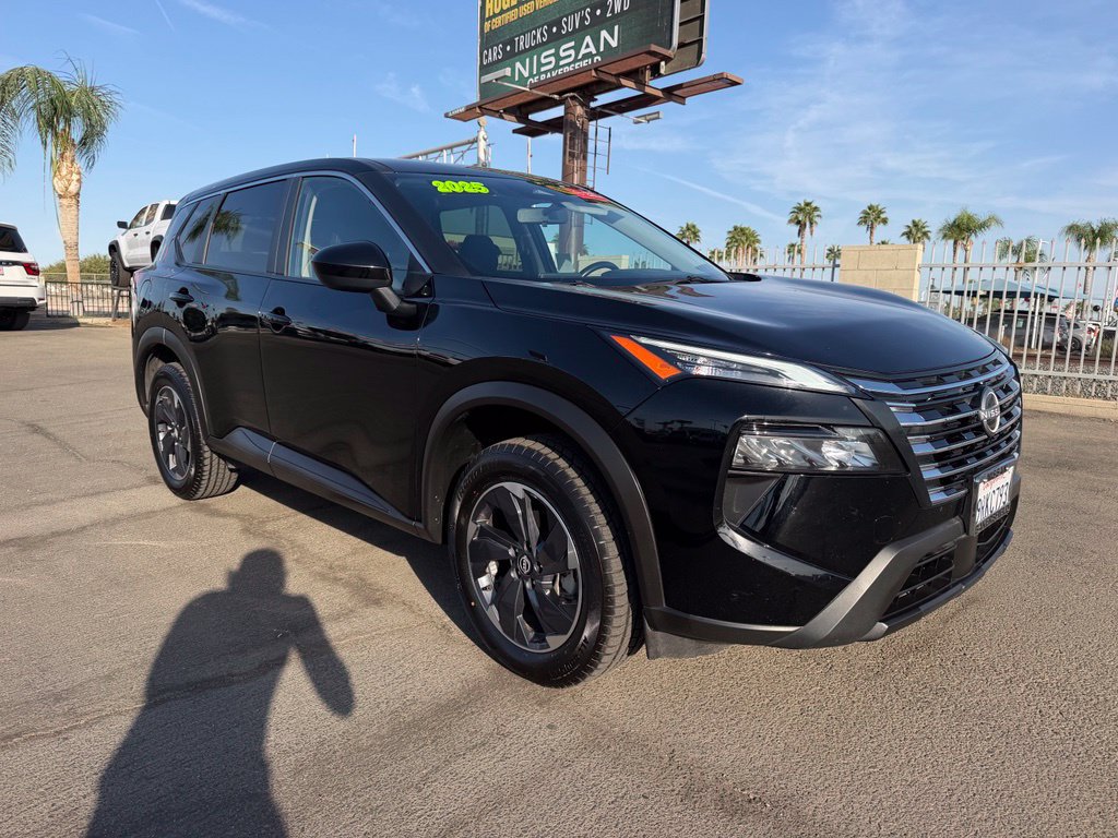 Certified 2025 Nissan Rogue SV