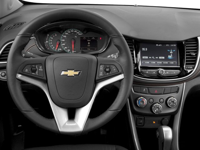 Used 2018 Chevrolet Trax LT w/ LT Convenience Package image 10