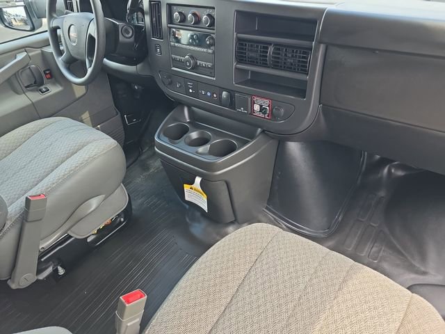 New 2025 GMC Savana 4500 w/ Power Convenience Package image 23