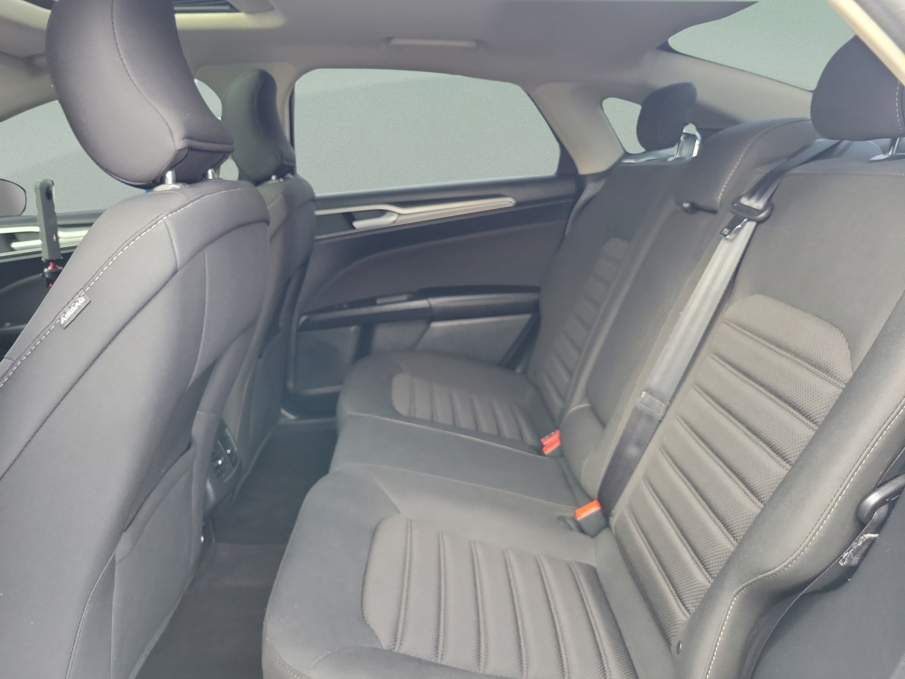 Used 2019 Ford Fusion SE AWD/4WD image 8