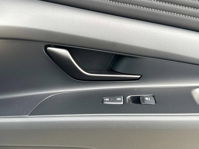 New 2026 Hyundai Elantra Sport image 18