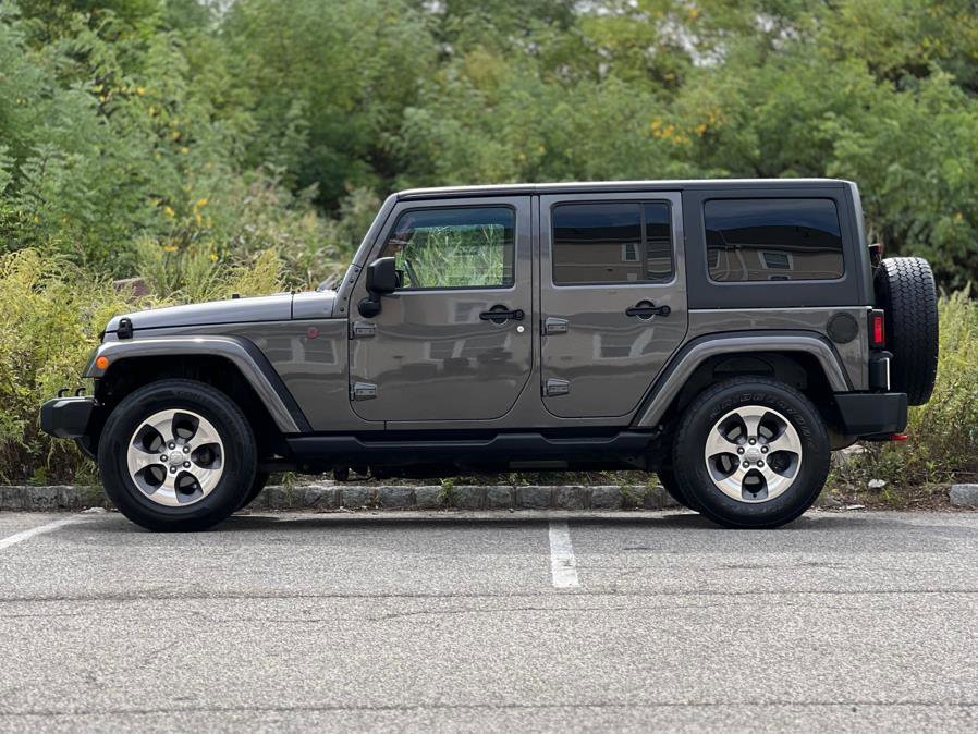 Used 2018 Jeep Wrangler Unlimited Sahara image 5