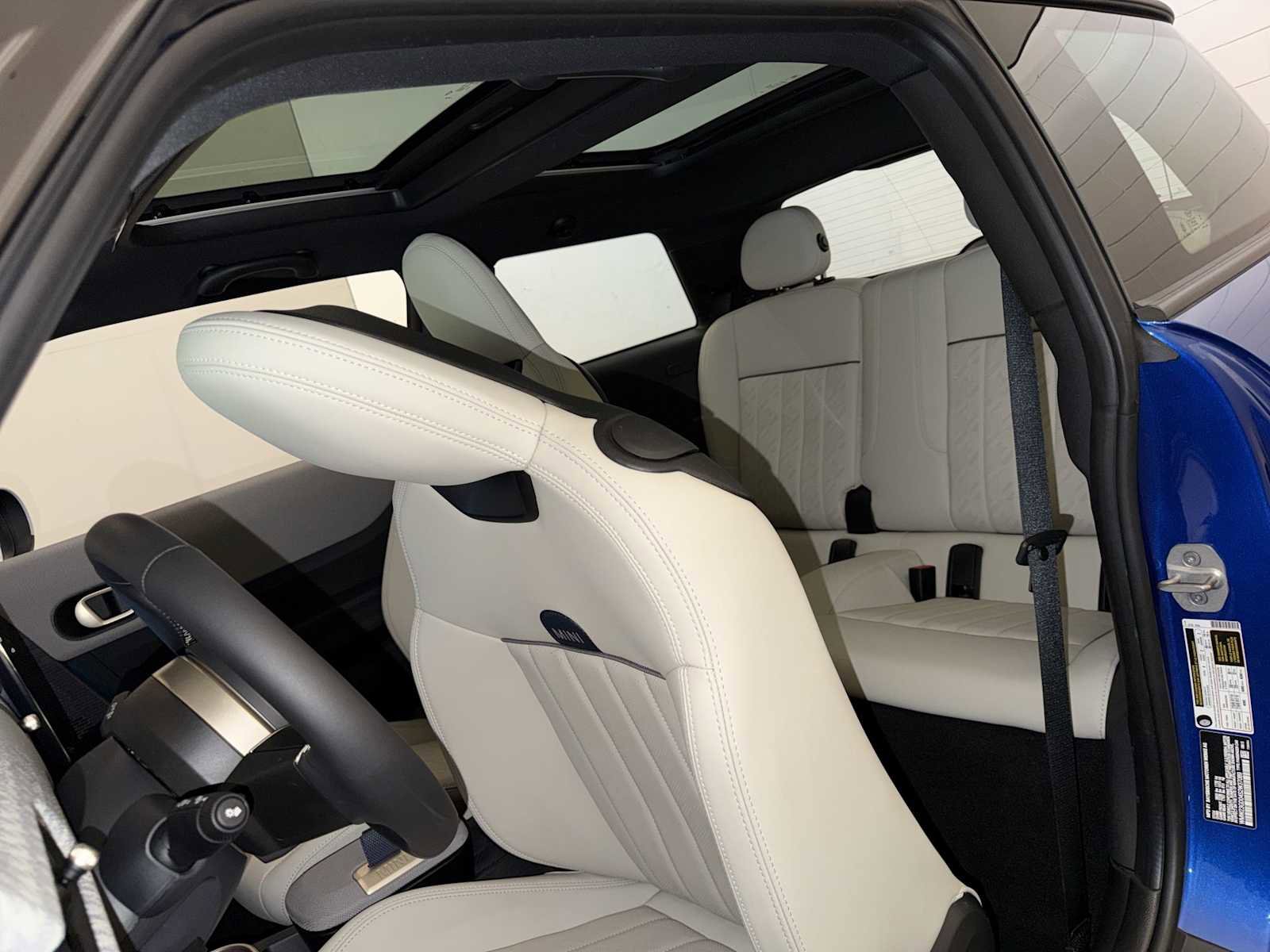 Certified 2025 MINI Cooper S image 21