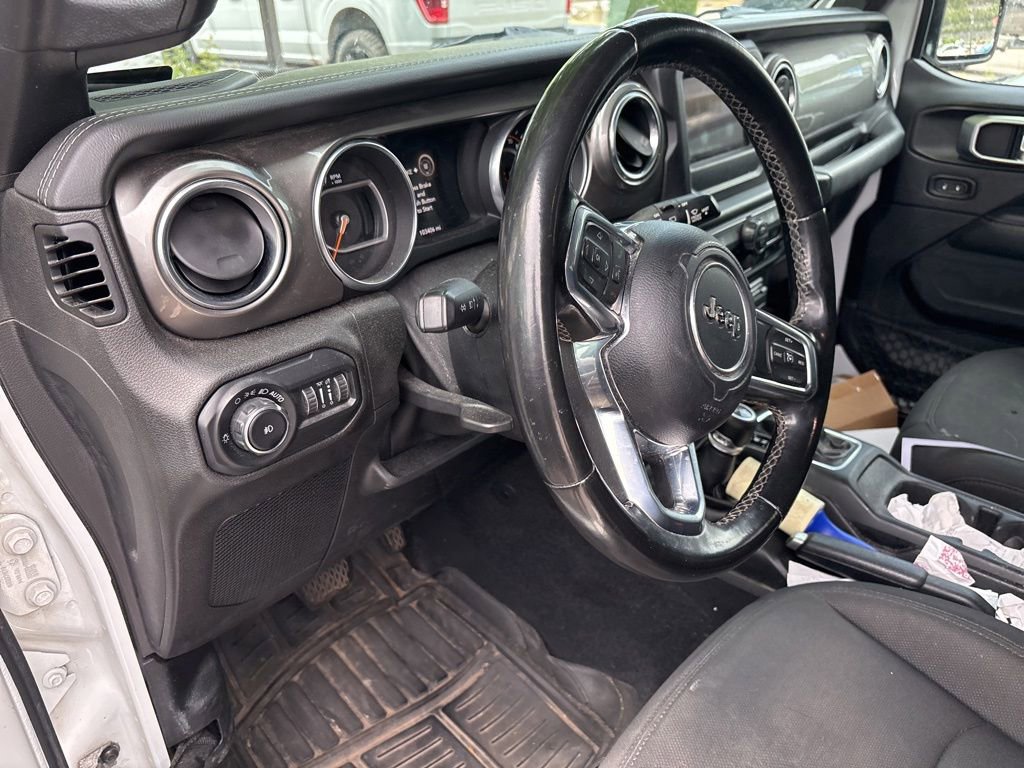 Used 2020 Jeep Wrangler Unlimited Sahara AWD/4WD image 10