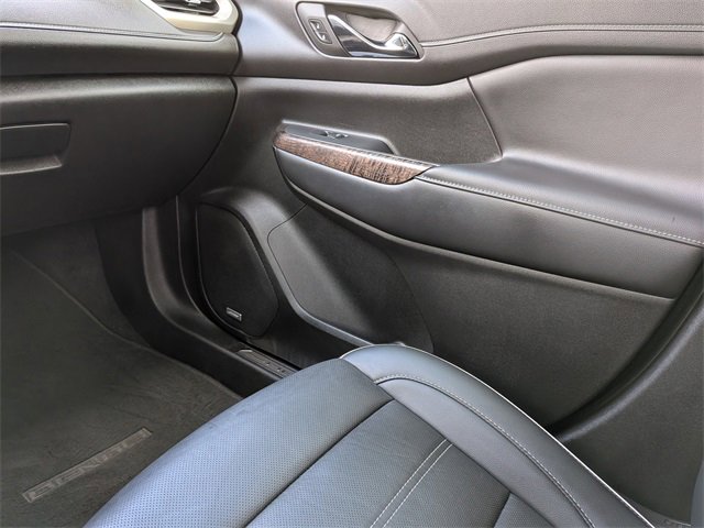 Used 2022 GMC Acadia Denali w/ Denali Technology Package image 17
