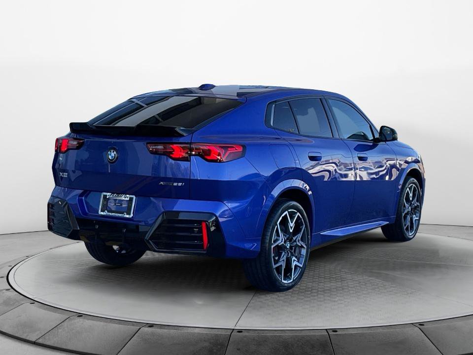 New 2027 BMW X2 xDrive28i AWD/4WD image 7