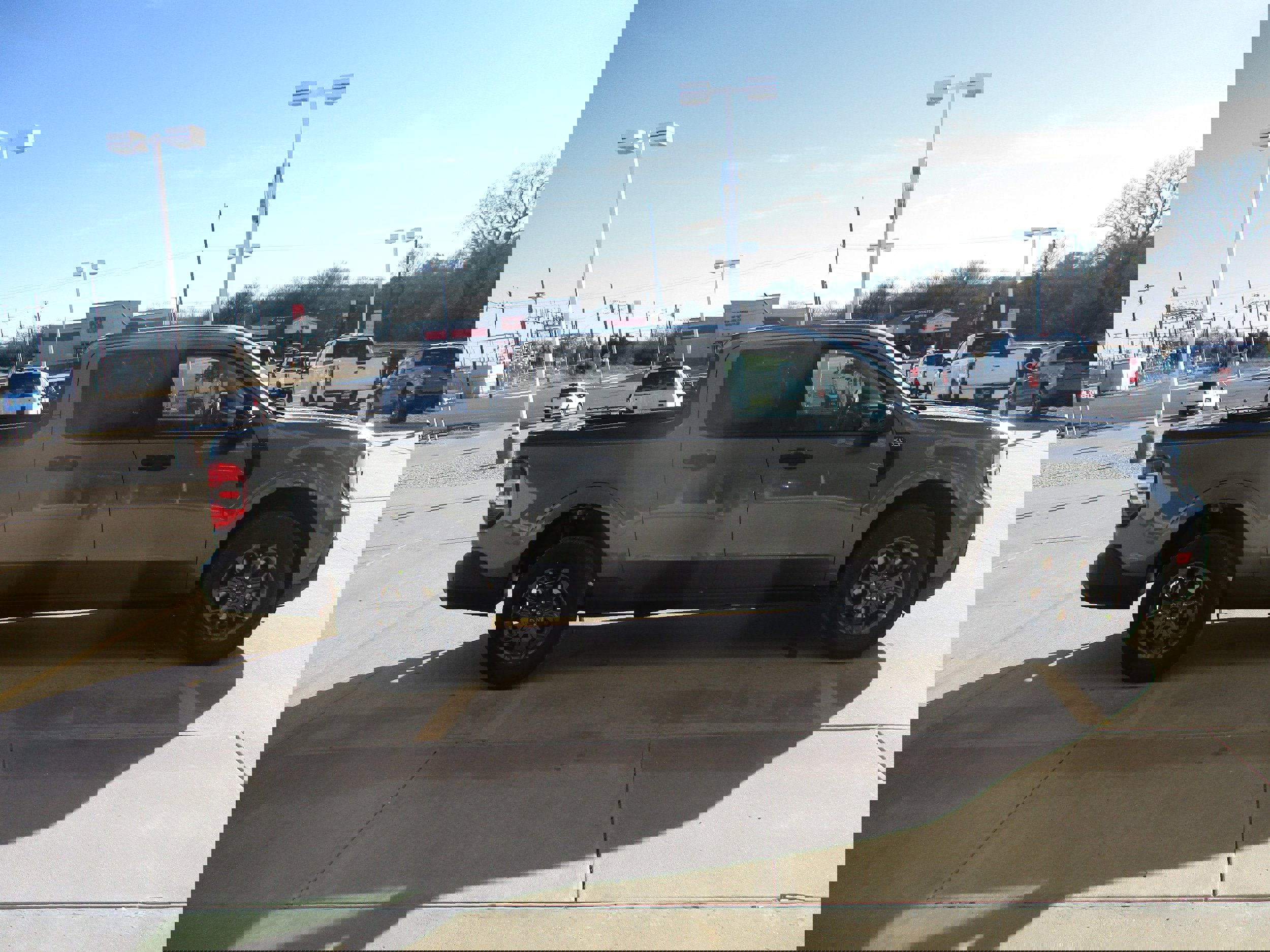 New 2026 Ford Maverick XLT w/ XLT Luxury Package AWD/4WD image 4