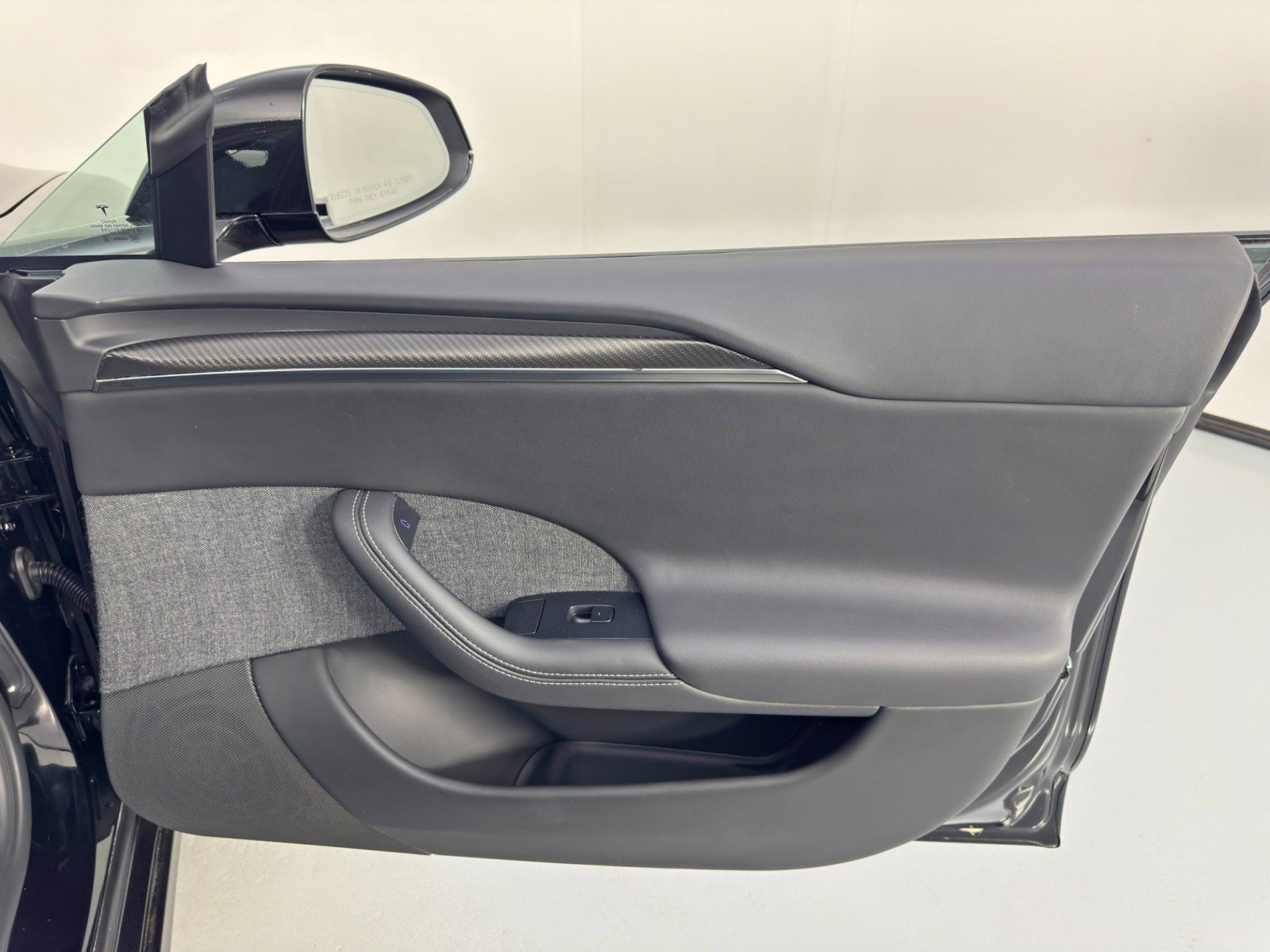 Used 2021 Tesla Model S Plaid image 48