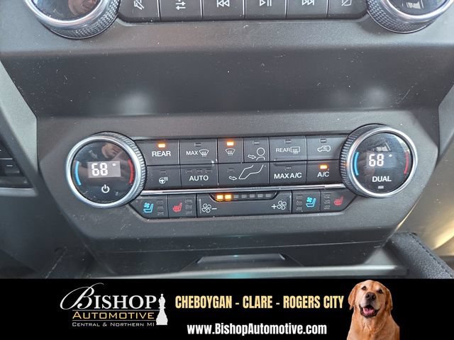Used 2019 Ford Expedition Max XLT w/ Equipment Group 202A AWD/4WD image 11