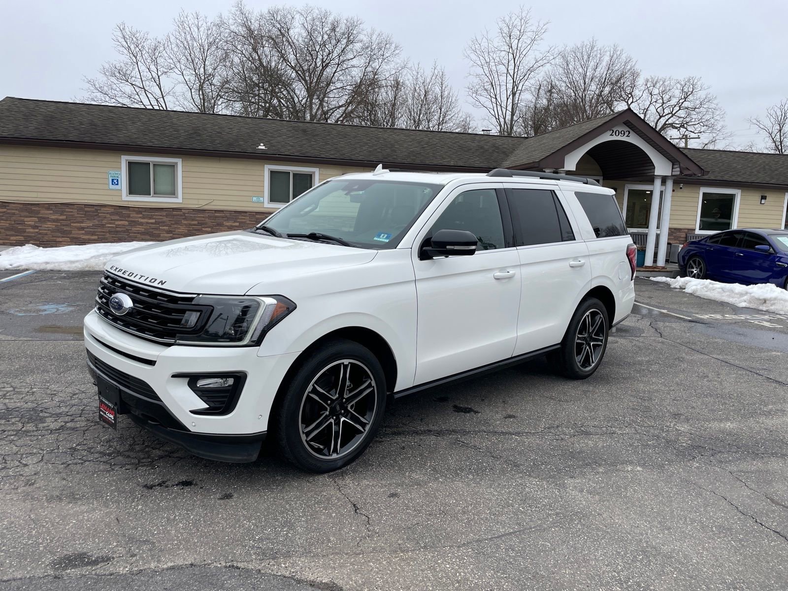 Used 2020 Ford Expedition Limited w/ Equipment Group 303A image 1