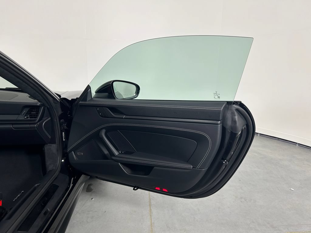 Certified 2026 Porsche 911 GT3 w/ Extended Leather Package RWD image 26