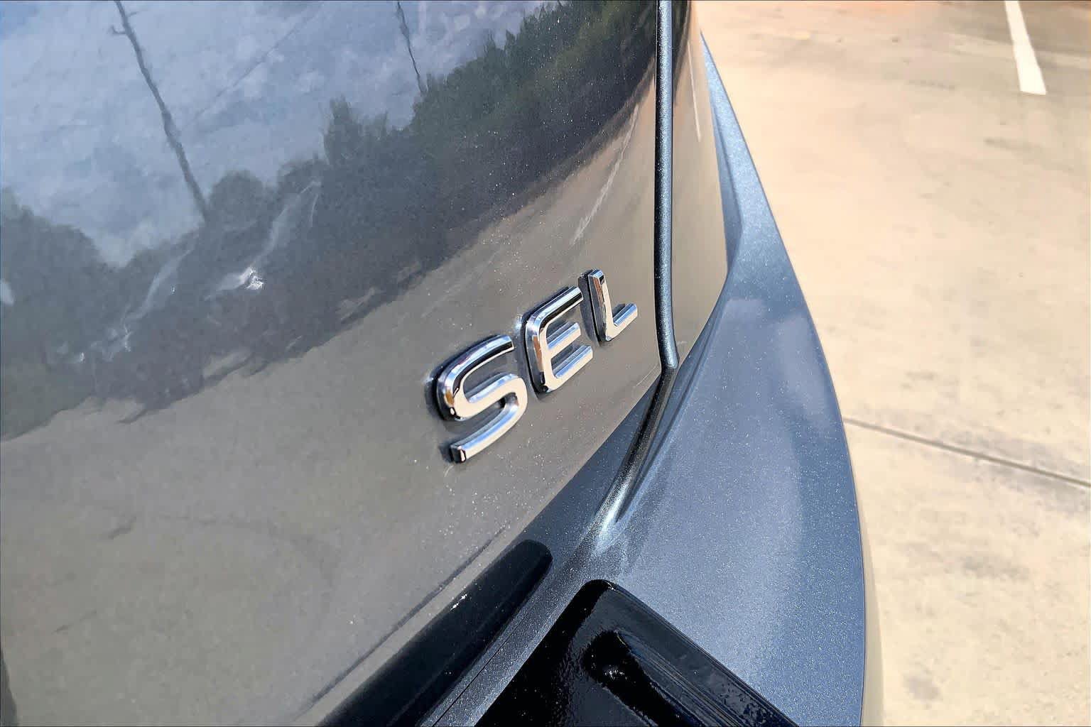Used 2024 Volkswagen Jetta SEL FWD image 10