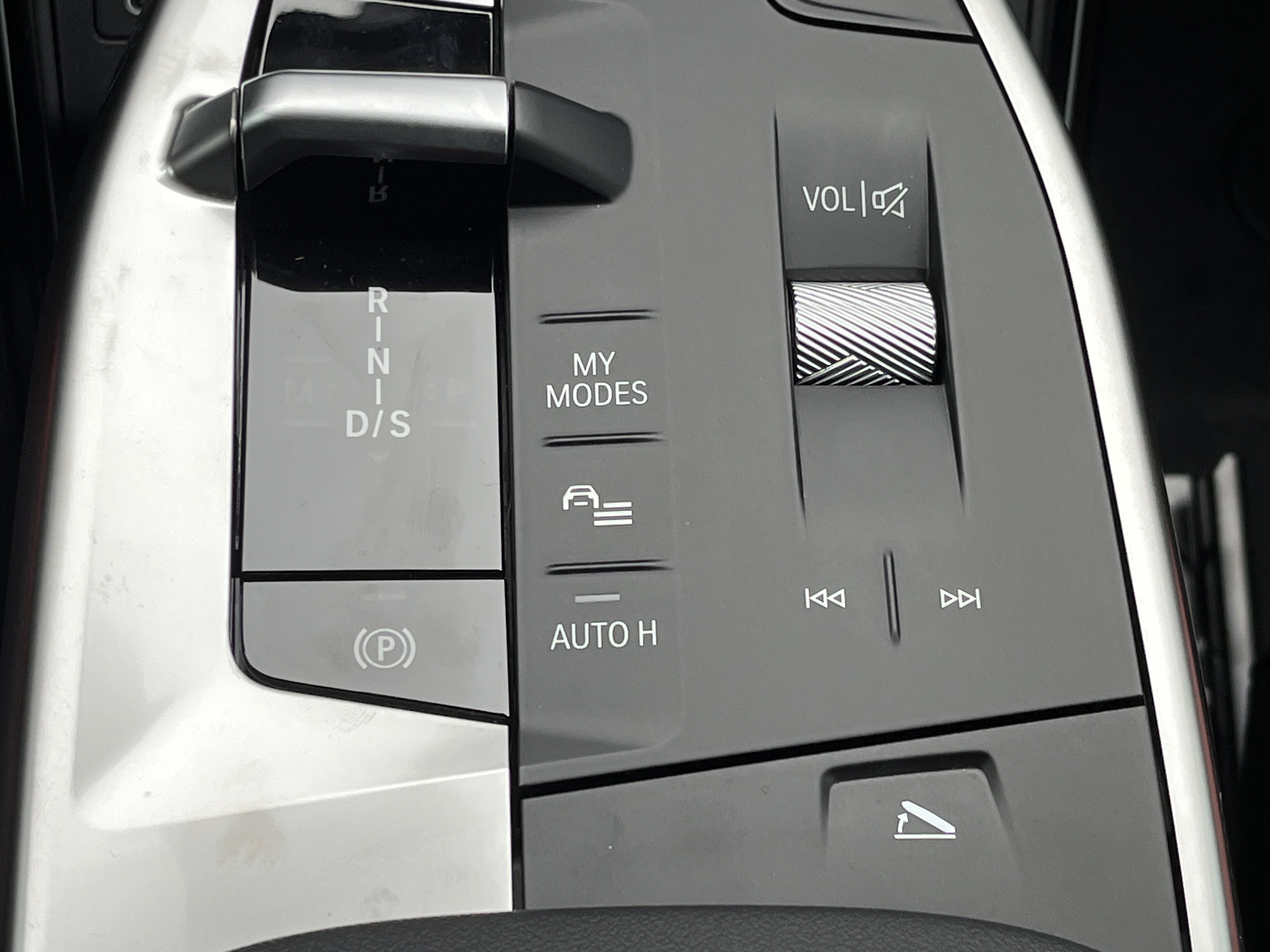 New 2026 BMW X1 M35i w/ Convenience Package image 10