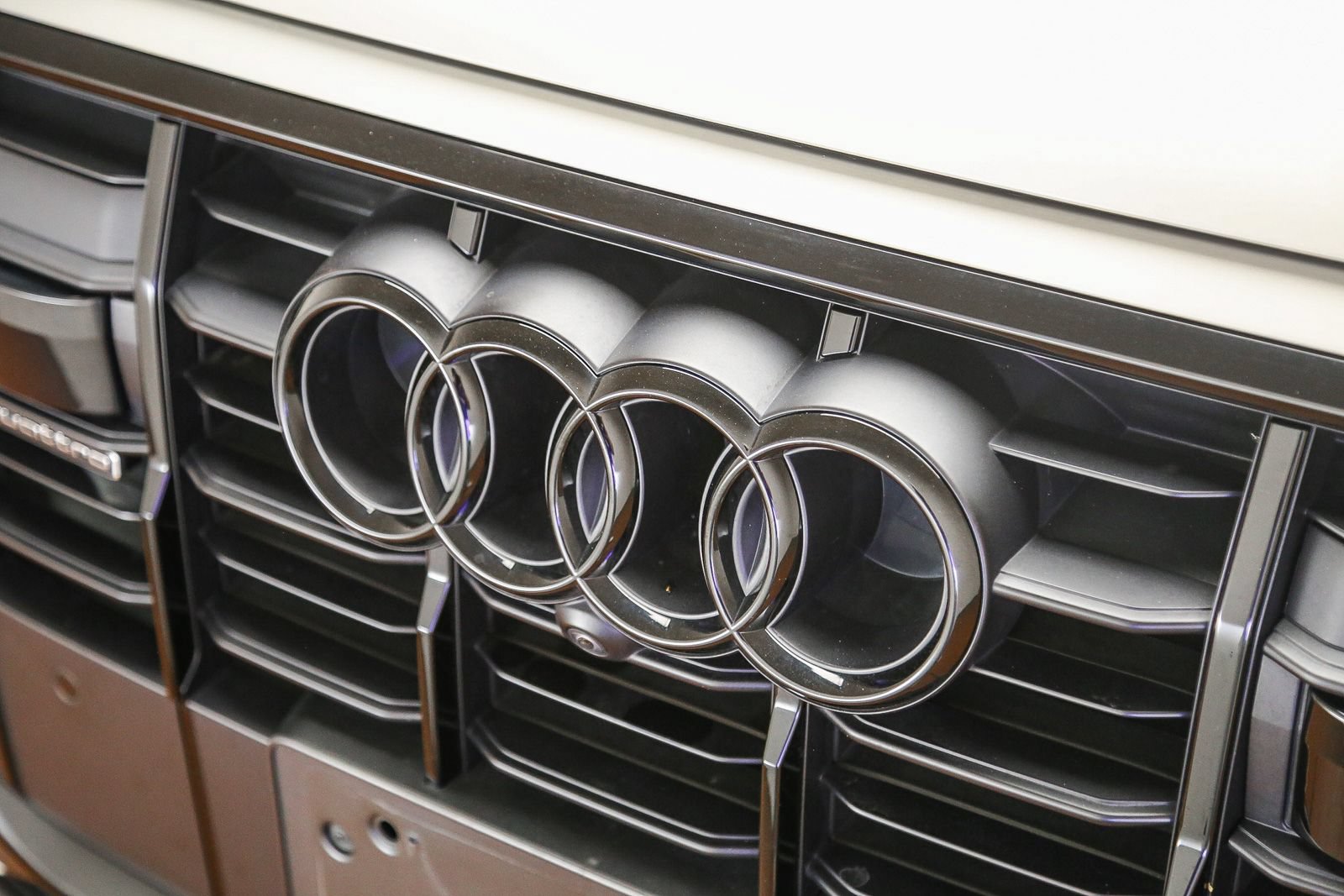 Certified 2023 Audi Q7 2.0T Premium Plus w/ Premium Plus Package AWD/4WD image 9